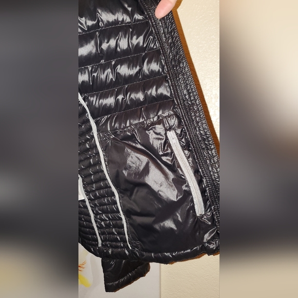 Calvin Klein Puffer Jacket 7°F Outetwear - Picture 10 of 12